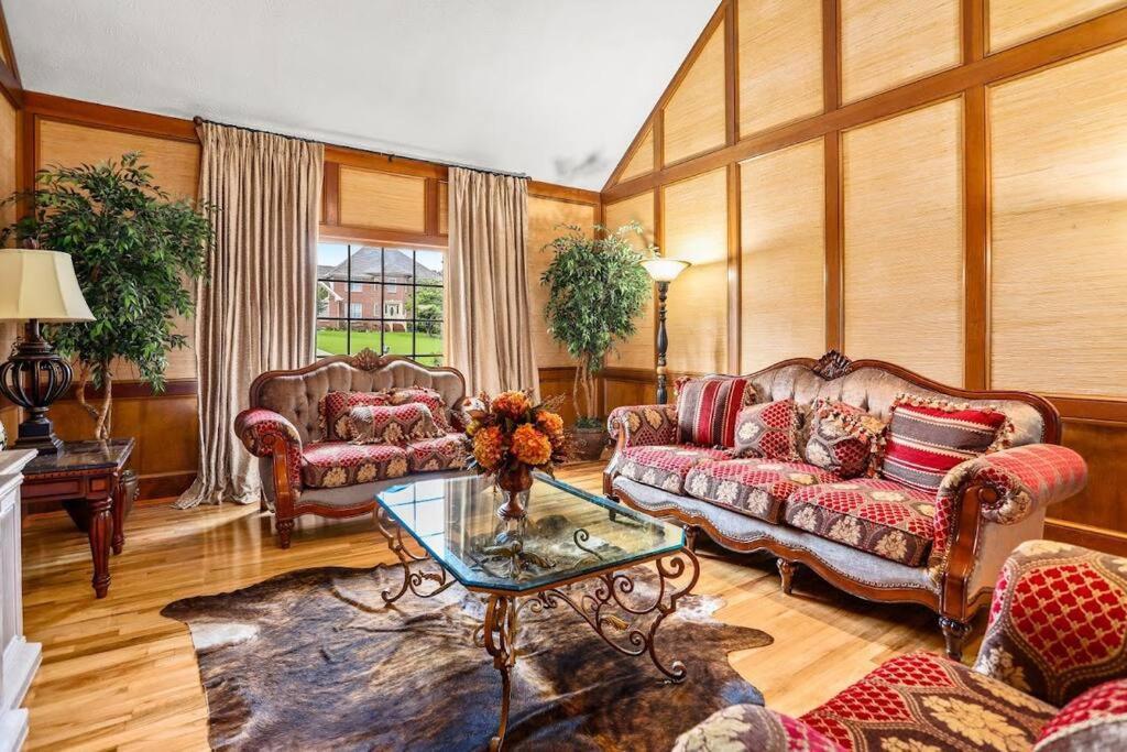 Lovely 5Bed, 3-Fullbath ! 5Min To Free Way I-85 Lawrenceville Kültér fotó