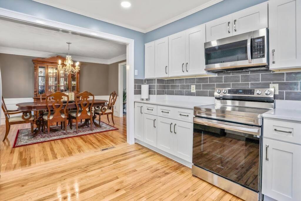 Lovely 5Bed, 3-Fullbath ! 5Min To Free Way I-85 Lawrenceville Kültér fotó