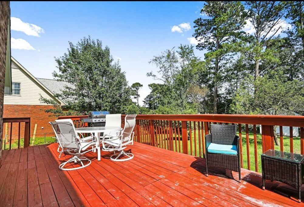 Lovely 5Bed, 3-Fullbath ! 5Min To Free Way I-85 Lawrenceville Kültér fotó