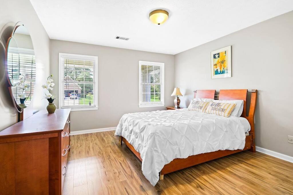 Lovely 5Bed, 3-Fullbath ! 5Min To Free Way I-85 Lawrenceville Kültér fotó
