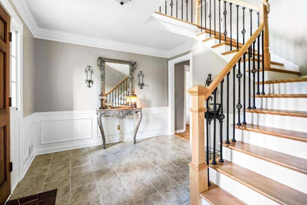 Lovely 5Bed, 3-Fullbath ! 5Min To Free Way I-85 Lawrenceville Kültér fotó