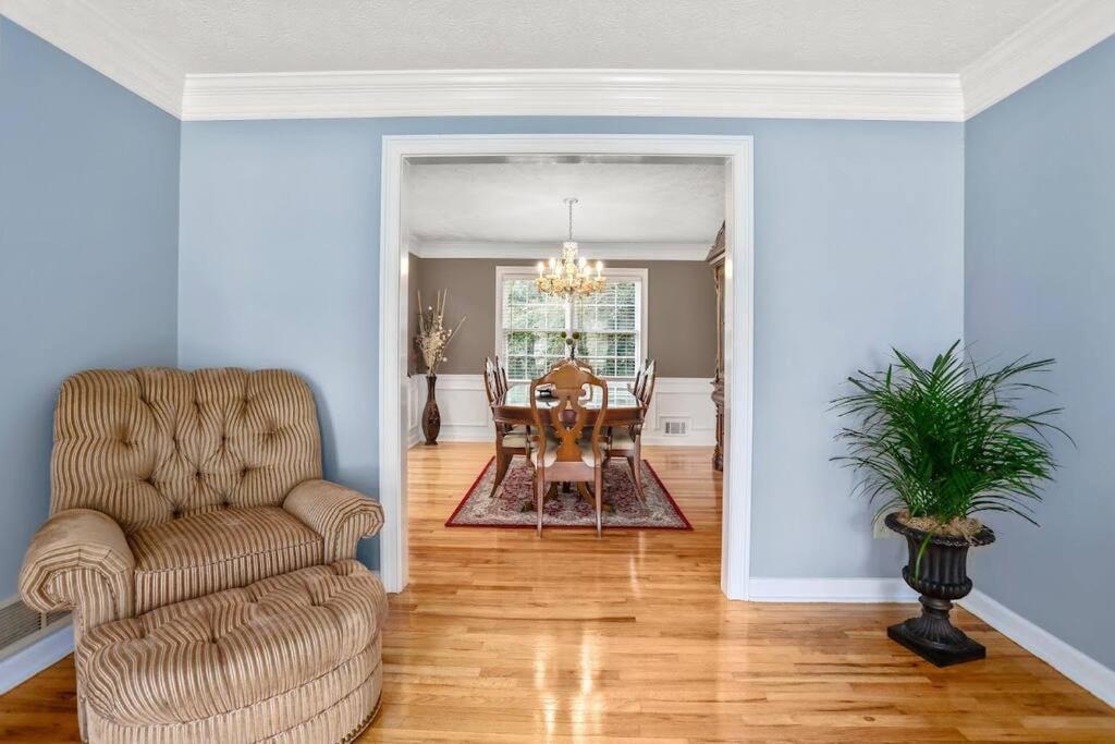 Lovely 5Bed, 3-Fullbath ! 5Min To Free Way I-85 Lawrenceville Kültér fotó