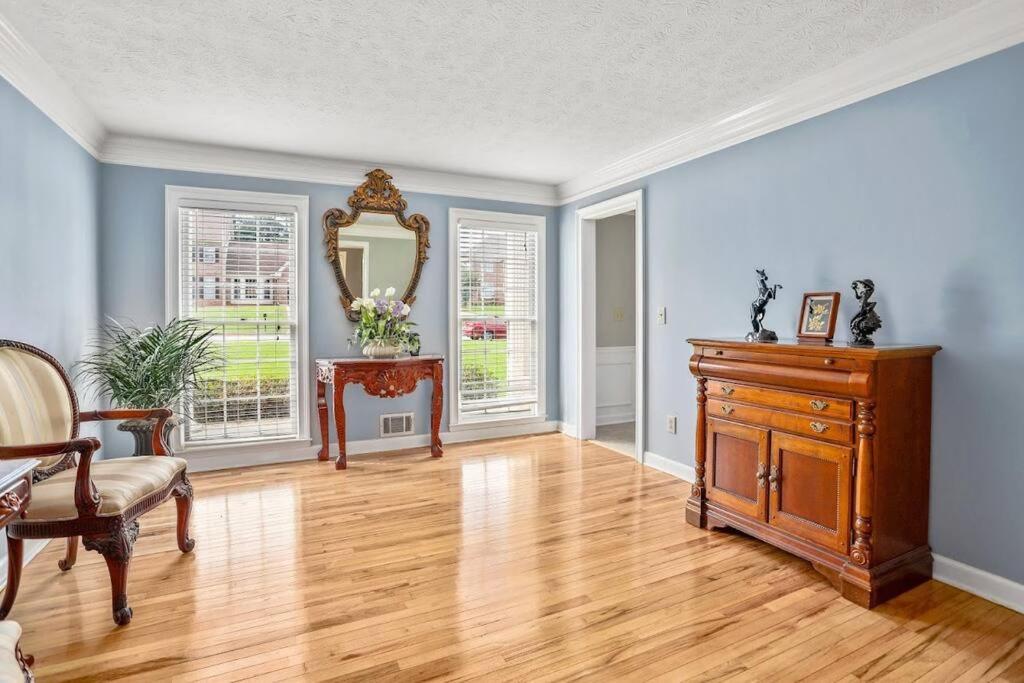 Lovely 5Bed, 3-Fullbath ! 5Min To Free Way I-85 Lawrenceville Kültér fotó